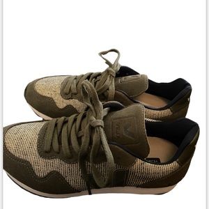 Veja Sequined Sneakers (BNWOT)